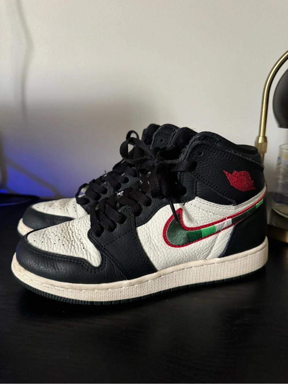 Air Jordan 1 High “A Star Is Born” 575441 015